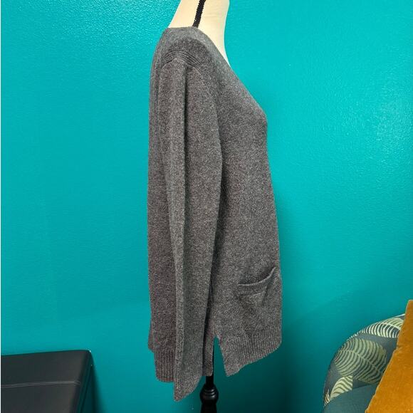 J Crew Merino Wool Alpaca Blend Dark Gray V-Neck Sweater Women's Large - Picture 3 of 10